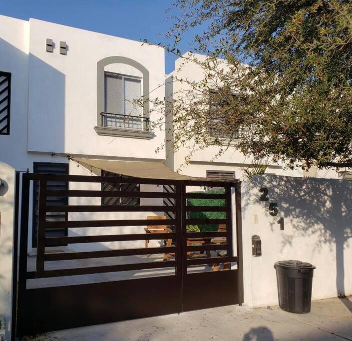 Comfortable And Private House 2 Bedrooms Wifi Parking Free Monterrey Eksteriør bilde