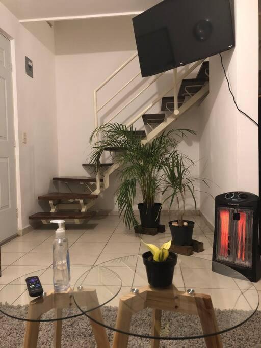 Comfortable And Private House 2 Bedrooms Wifi Parking Free Monterrey Eksteriør bilde